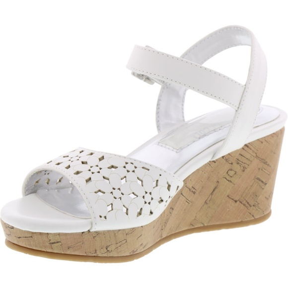 Kenneth Cole Kids Shoes - Kids Size 13 - Picture 4 of 4